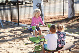 Dampier At Play | Proludic image 5-2015072714379611147318 | ODS